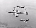 Warning Star Skyhawk Phantom VAQ-33 1973