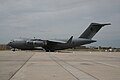 澳大利亚皇家空军一架停在墨尔本机场的C-17运输机。