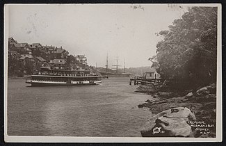 Kurraba approaches the wharf en route to Circular Quay, 1909