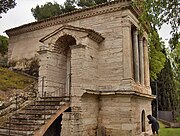 Lateral view of the Tempietto.