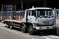 1993–2001, final facelift model with projector headlamps and new grille