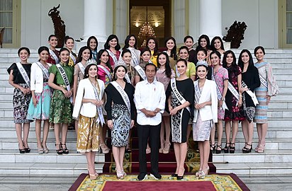 Cull alongside the contestants and winners of Puteri Indonesia 2019, Jolene Marie Cholock-Rotinsulu, Jesica Fitriana Martasari Alfharisi and the Miss Universe 2018, Catriona Gray. Meeting with the President Joko Widodo in Bogor Presidential Palace in 2019