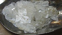 Zinc acetate crystals