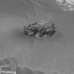 谢尔特岛陨石特写（2009年10月1日）。