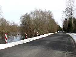 Vaida–Urge road next to Pirita River in Tuhala
