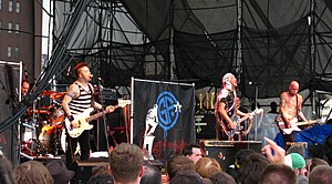 Goldfinger live in Philadelphia in June 2008. From left to right: Darrin Pfeiffer, Kelly LeMieux, John Feldmann and Charlie Paulson.