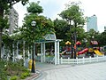 玫瑰公園花廊與兒童遊戲區