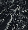 1962-04 1962年 鞍山钢铁 选矿车间工人们正为高炉准备精矿粉