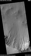 HiWish计划下高分辨率成像科学设备拍摄的罗斯陨击坑冲沟全景图。