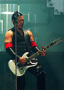 Kruspe with Rammstein in 2009