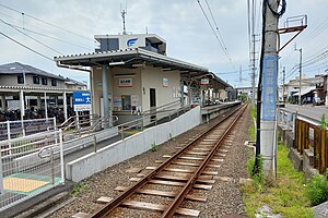 北久米站站房及月台（2024年5月）