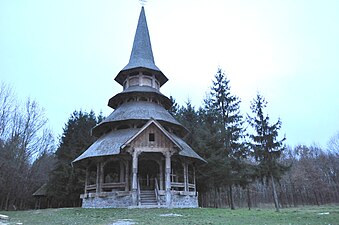 The summer altar