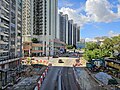 三圣邨外的青山公路－青山湾段正在进行道路扩阔工程（2023年9月）