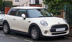 A 2020 Mini One with 3-door body style