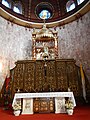 Reredos of the main altar with Our Lady of Charity