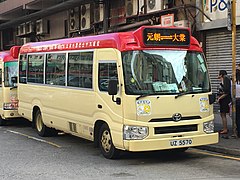 2017年起投入服務的全新一代Coaster紅色公共小巴，改用橙色LED電子顯示屏（19座位）