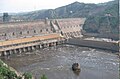 三門峽水電站位於河南省三門峽市，建成於1961年，是黃河幹流的第一座水電站。