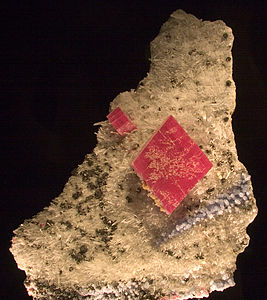 The "Alma King", the world's largest rhodochrosite crystal