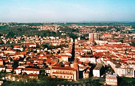 View of the city center of Carmaux