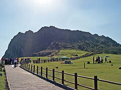 城山日出峰山腳