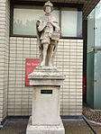 Stone Statue of Edward VI at St Thomas' Hospital