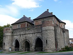 瓦朗谢讷城门