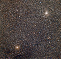 球状星团NGC6528（左下）靠近NGC6522（右上）