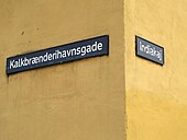Indiakaj-Kalkbraenderihavnsgade Street signs - August 2012