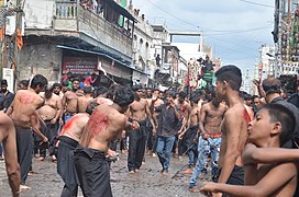 Extreme self-flagellation in a Muharram procession in India