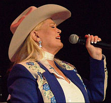 Lynn Anderson in concert, 2011.