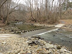 Holmes Run Trail 8th crossing