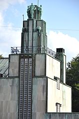 Geometric lines (a key feature of the Vienna Secession and the Glasgow School) – Stoclet Palace in Brussels, by Josef Hoffmann (1905–1911)