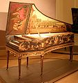 由法国制造商家族Pascal Taskin于1788年所制造的双排键盘的大键琴，现存放在德国汉堡工艺美术馆内（晚期作品）
