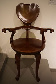 Oak chair from Casa Batlló by Antoni Gaudi (1906)