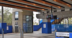 The concourse of Rosanna station