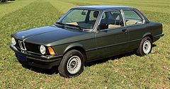 A dark-coloured BMW E21 similar to the car in which Lamplugh was seen struggling with a man.[6][25]