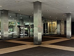 The ground-floor plaza of Lever House from the north