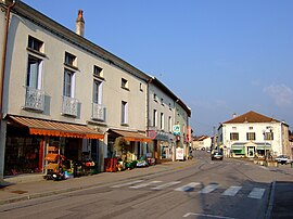 The centre of Monthureux-sur-Saône