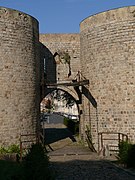 阿拉斯城门（法语：Porte d'Arras (Douai)）