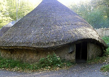 Roundhouse: a house built with a circular plan