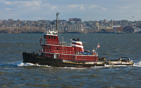 Tugboat in New York Harbor, by Fcb981