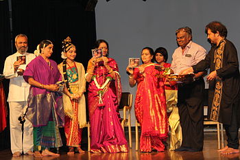 The Magic of Kuchipudi dance DVD featuring Prateeksha Kashi produced by Shambhavi Dance Theatre released by Renowned Dansuse Padmabhushan Dr. Yamini Krishnamurthy as a part of Nayika-Excellence Personified