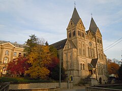 圣心教堂（法语：Église du Sacré-Cœur d'Arlon）