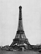 1889年3月15日: 圆顶建造