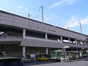 JR王子站北口（2005年10月24日）