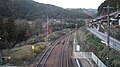 从跨线桥望向月台飞驒金山方向（2011年12月）