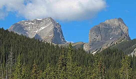 Mount Smuts (left) and The Fist seen from Smith-Dorrien Road