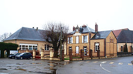 The town hall in Dampierre-sous-Brou