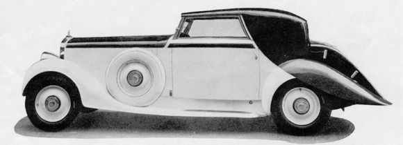 A Delage D8-11 with Hirondelle bodywork by Gaston Grümmer (1933).