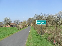 Signage leading to Budoradz